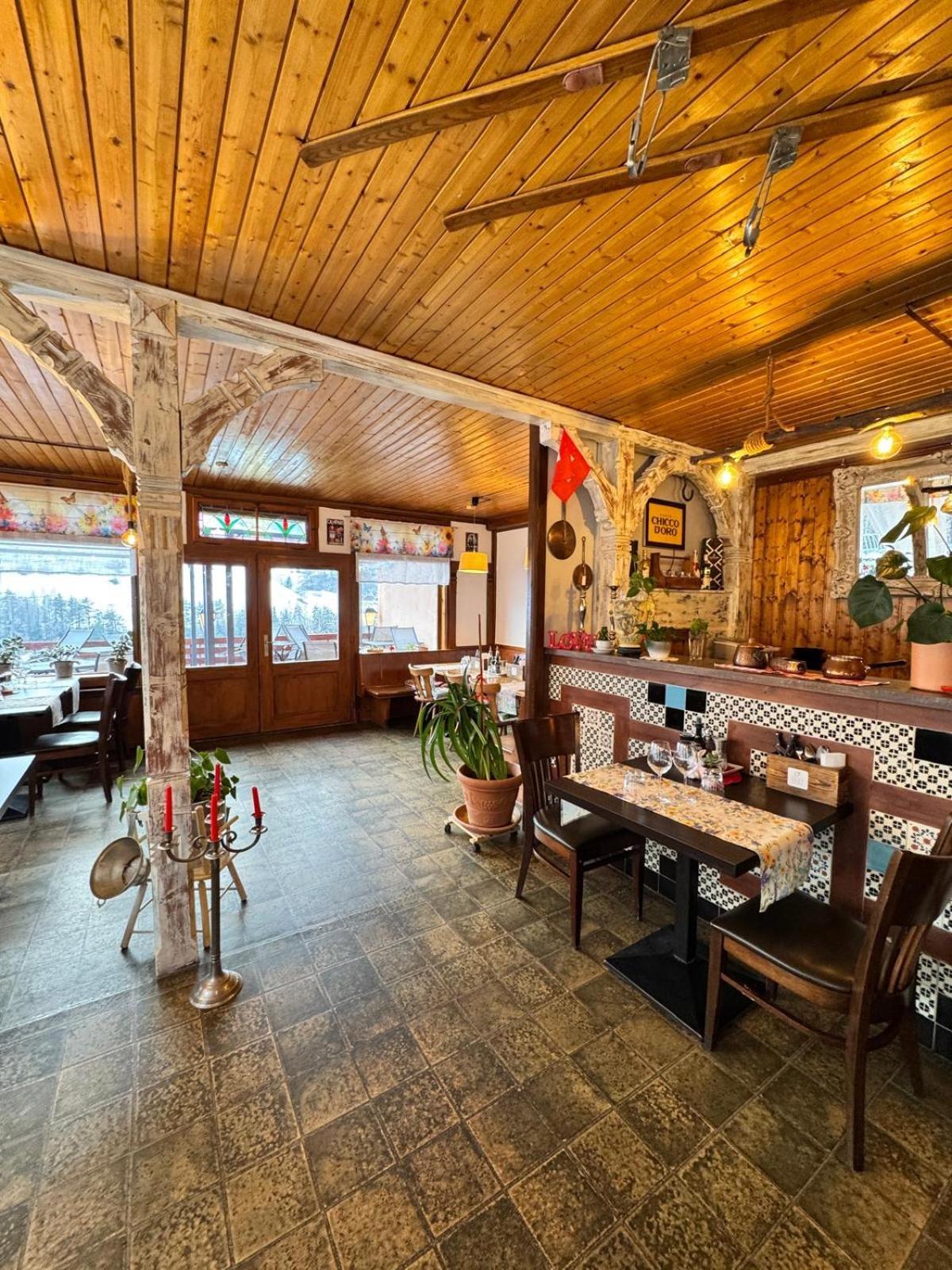Hotel Post Cunter Biancardi Савонин Екстериор снимка